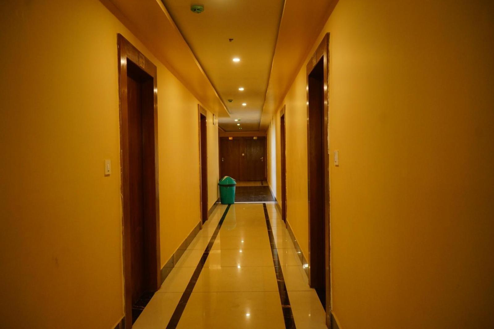 Subarnarekha Inn Jhargram エクステリア 写真
